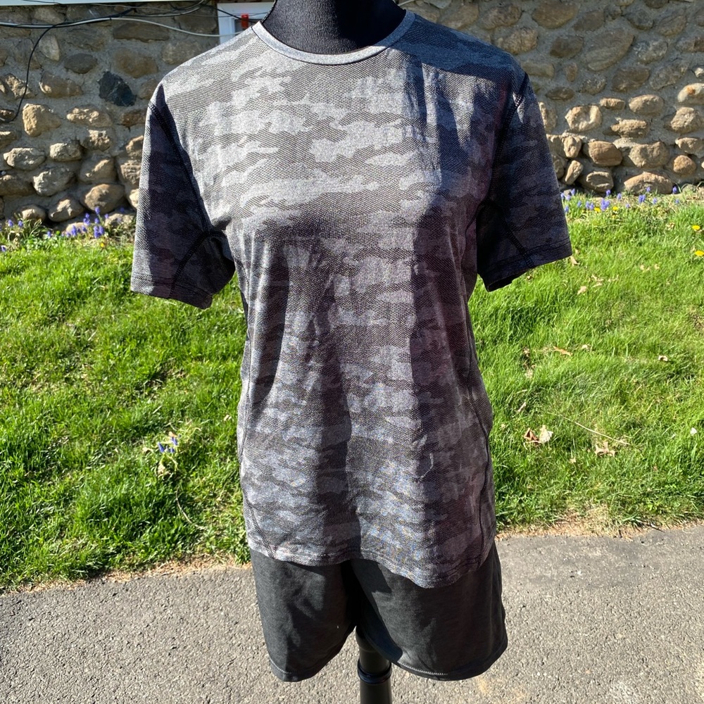 Men’s Champion Outfit